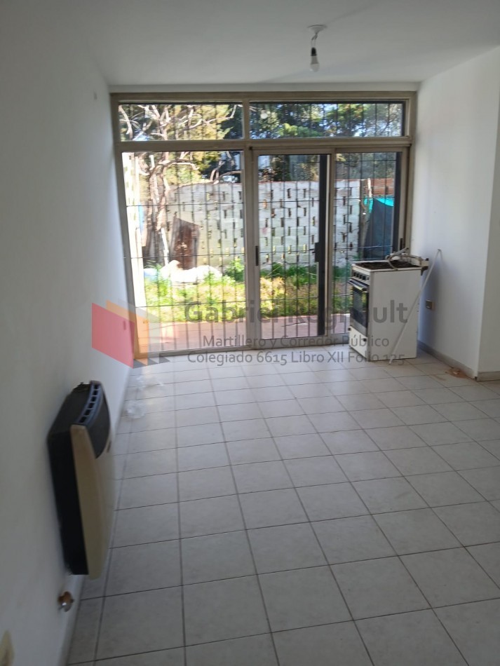 Duplex calle 40 e/ 137 y 138