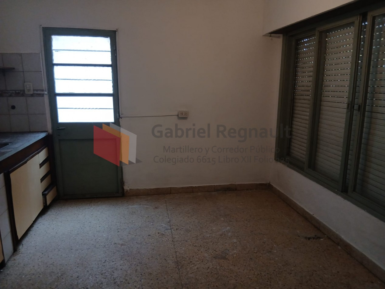 Casa calle 426 e/ Camino Centenario y 5