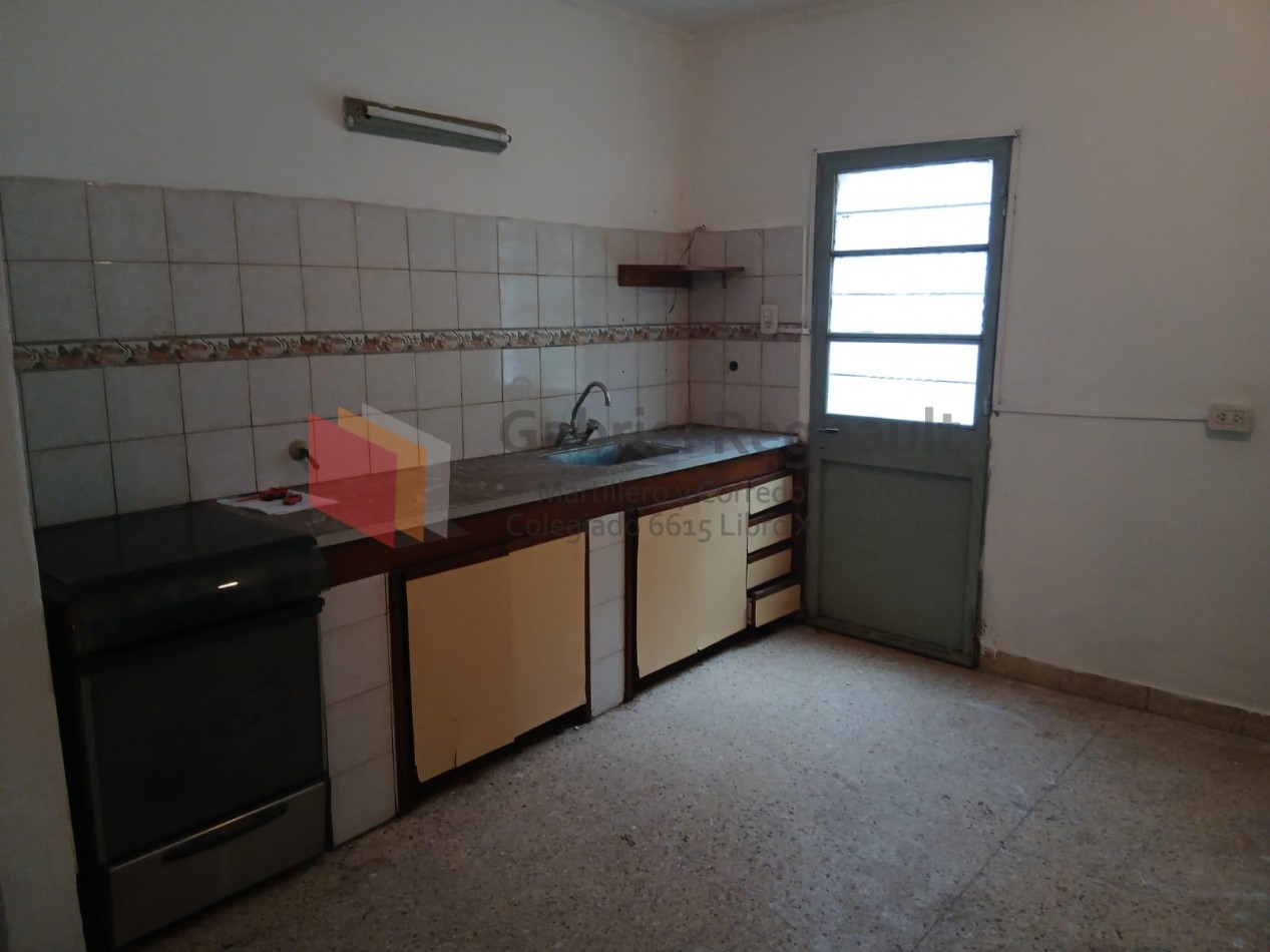 Casa calle 426 e/ Camino Centenario y 5