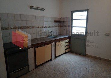 Casa calle 426 e/ Camino Centenario y 5
